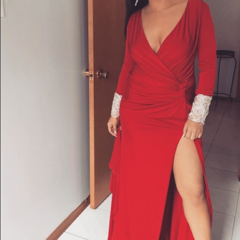 Red prom dress